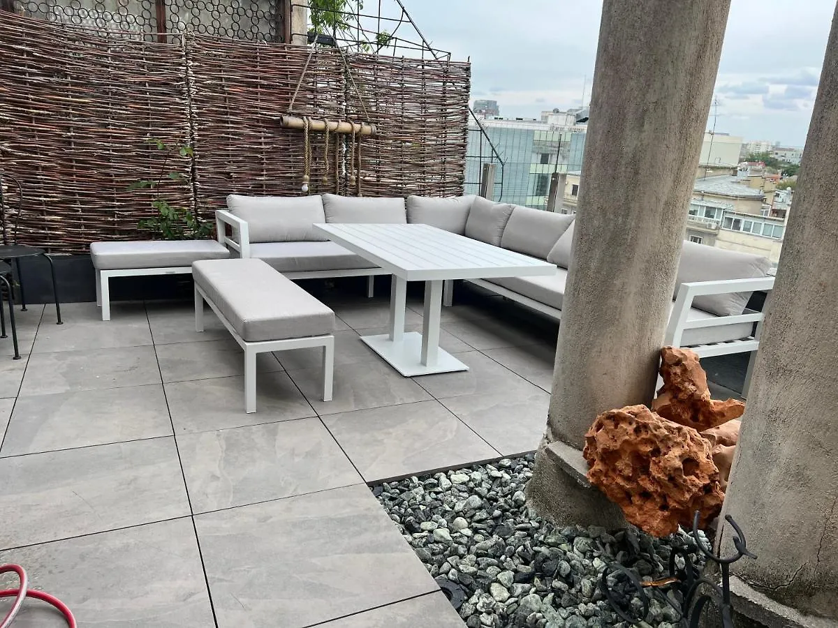 Penthous Party Sky Bar Old City Boekarest Roemenië